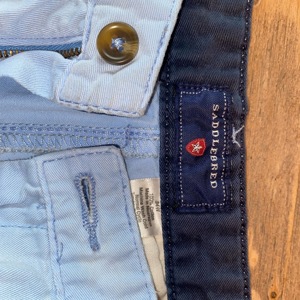 Men’s colorful chino shorts! Size 34 7” inseam